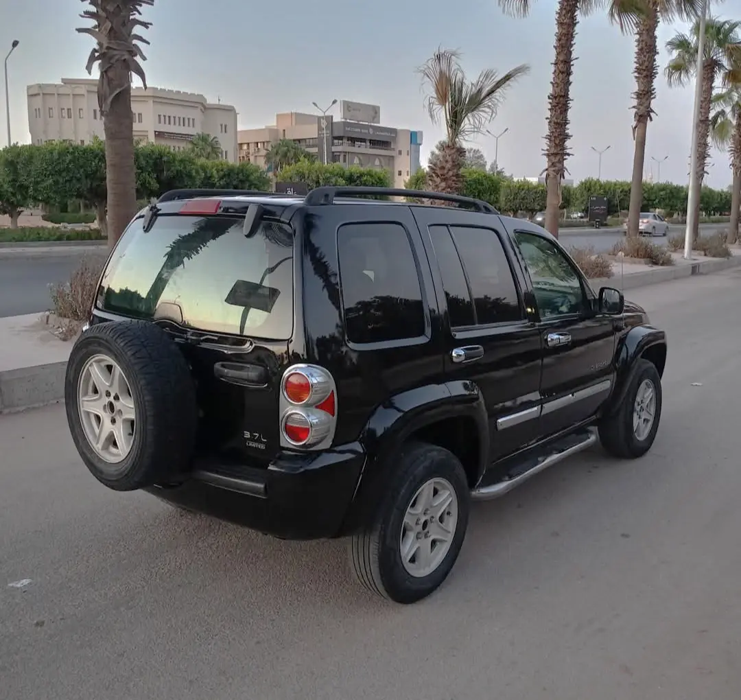 جيب ليبرتي 2005 على اتباعت – منصة الإعلانات المبوبة المجانية في مصر