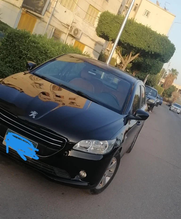 بيجو ٣٠١ موديل ٢٠١٥ اتوماتيك أعلى فئة بحالة ممتازة للبيع - سيارات مستعملة في مصر على منصة اتباعت