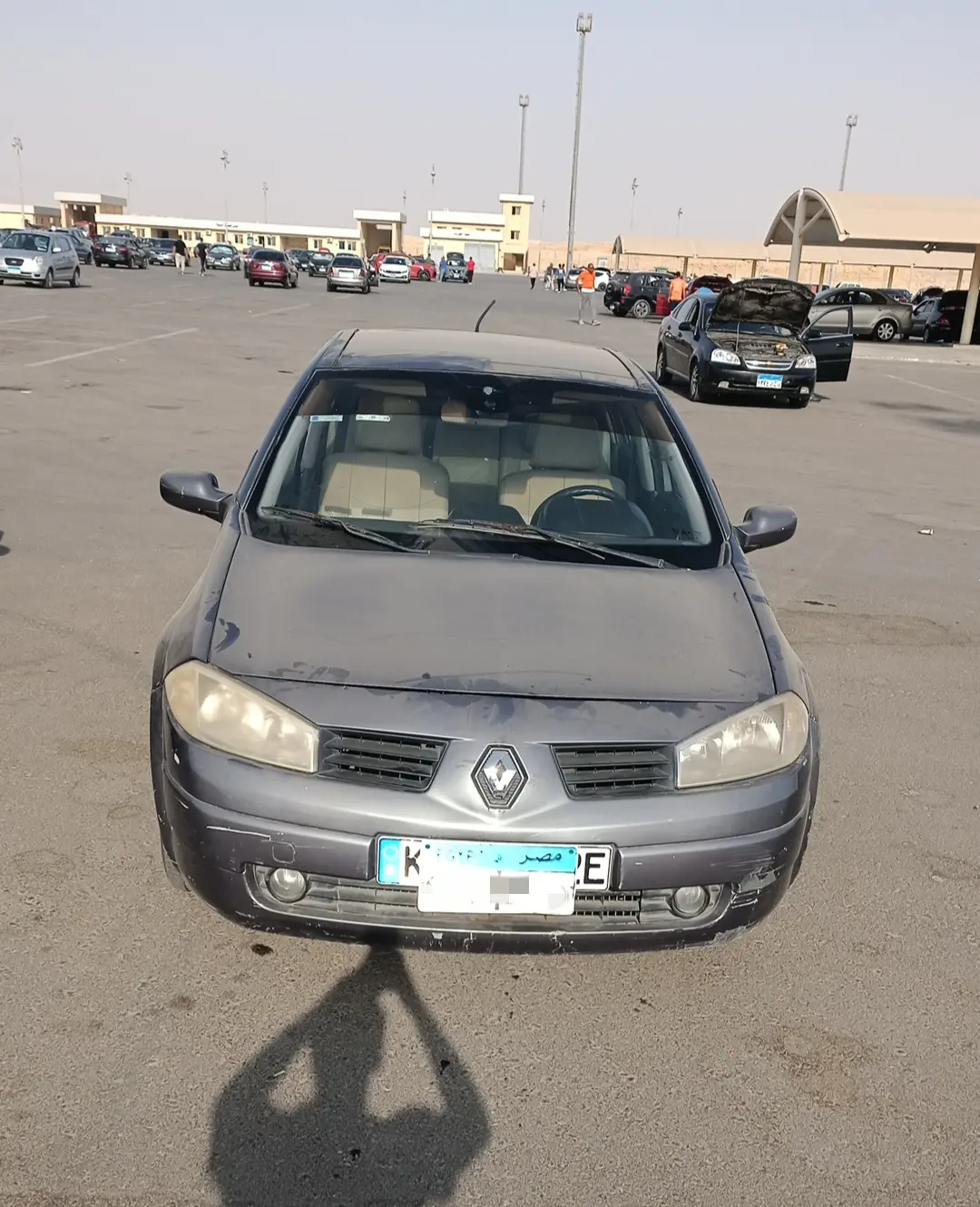 رينو ميجان 2005 اوتوماتيك باسم المالك دواخل فابريكة القاهرة - سيارات مستعملة للبيع في مصر على منصة اتباعت