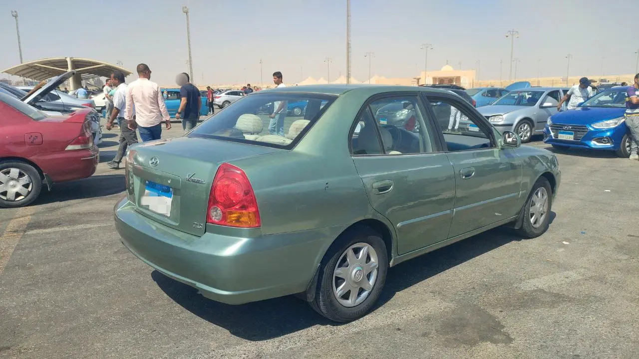 هيونداي فيرنا 2004 اوتوماتيك فبريكا بالكامل للبيع في القاهره - سيارات مستعملة مصر على منصة اتباعت