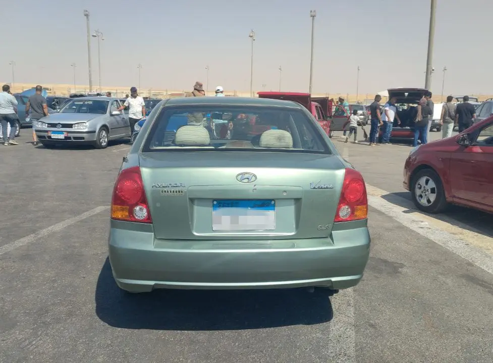 هيونداي فيرنا 2004 اوتوماتيك فبريكا بالكامل للبيع في القاهره - سيارات مستعملة مصر على منصة اتباعت