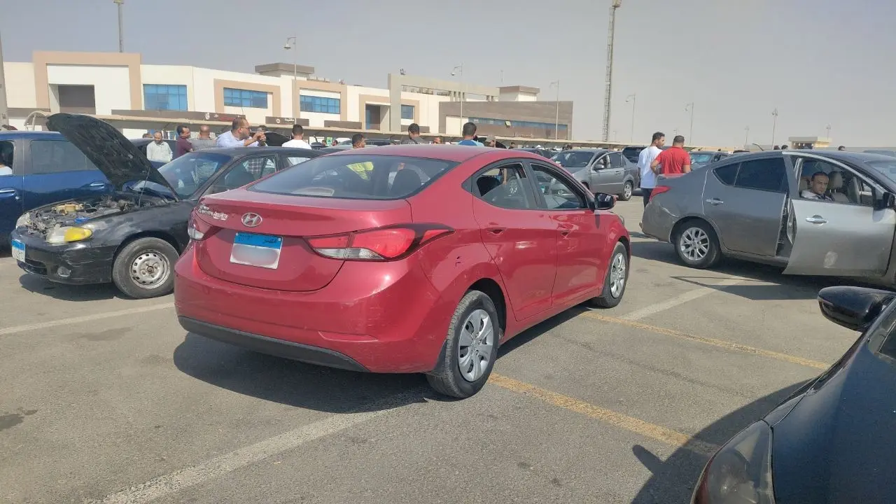 هيونداي الينترا 2015 الفئه الاولى فبريكا بالكامل للبيع من المالك - سيارات مستعملة في مصر على منصة اتباعت