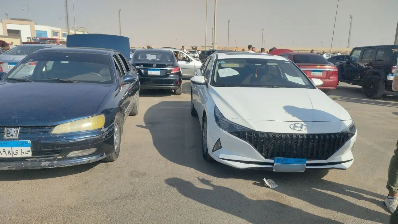 هيونداي الينترا 2021 فبريكا الفئه التالته فتحت سقف - سيارات مستعملة للبيع في مصر على منصة اتباعت