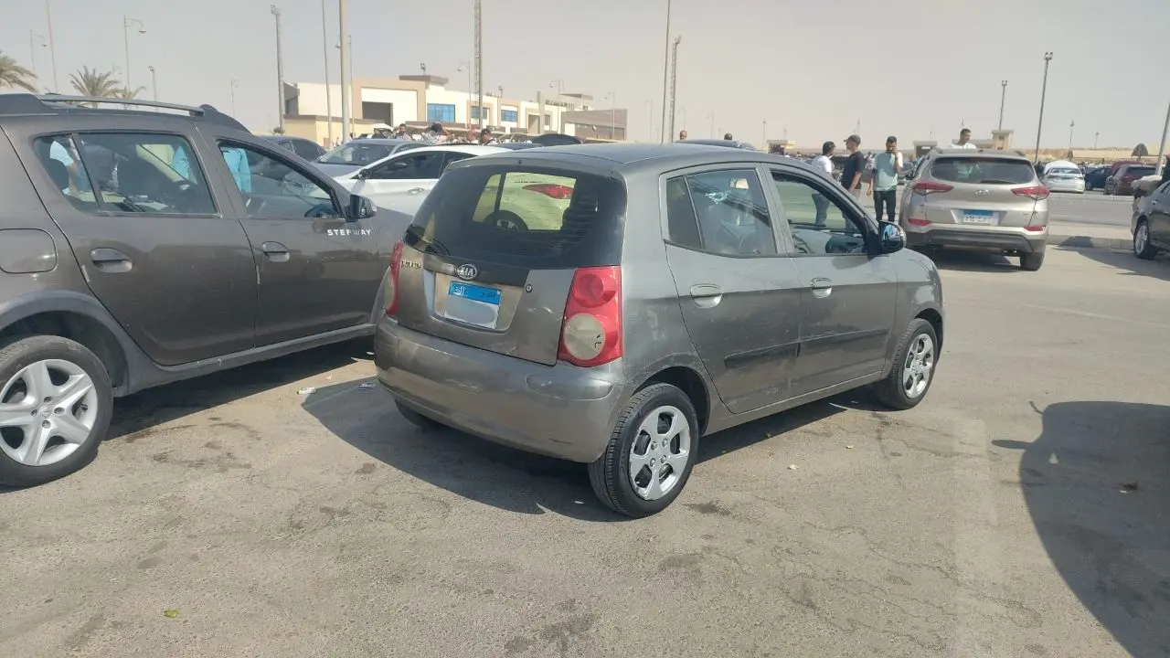 كيا بيكانتو 2010 فبريكا بالكامل اوتوماتيك مفيهاش مصروف بسعر مغري - سيارات مستعملة للبيع في مصر على منصة اتباعت