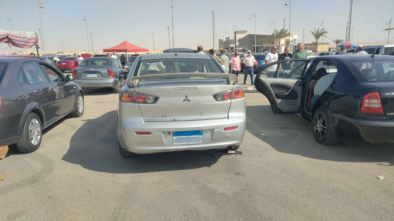 ميتسوبيشي لانسر 2015 فبريكه خليجي بحاله ممتازه من المالك - سيارات مستعملة للبيع في مصر على منصة اتباعت