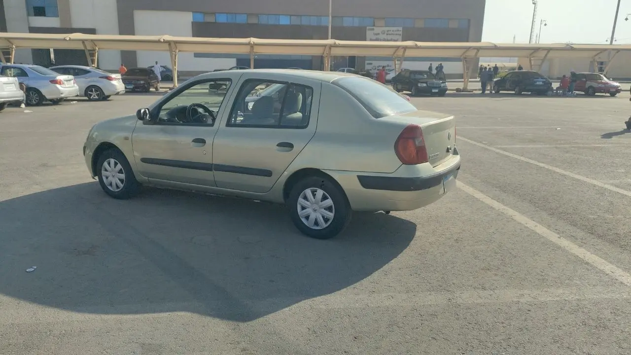 رينو كليو 2003 للبيع في القاهره بسعر رخيص من المالك - سيارات مستعملة مصر على منصة اتباعت