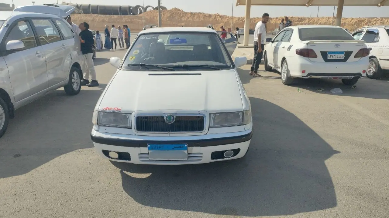 سكودا فيلشيا موديل 99 رخصه ساريه باسم المالك للبيع في القاهره - سيارات مستعملة مصر على منصة اتباعت