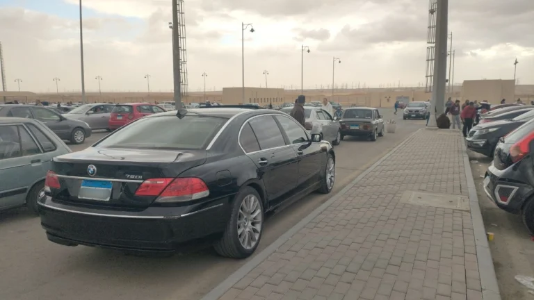 بي ام دبليو 750 2007 بصمه فتحت سقف للبيع بمواصفات خاصه - سيارات مستعملة في مصر على منصة اتباعت